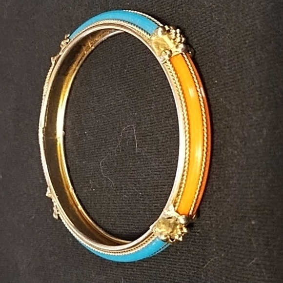 Elegant Love Heart Pendant Necklace and Bangle Set - Picture 7 of 7